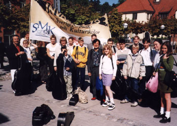 Guitar orchestra ready to invade